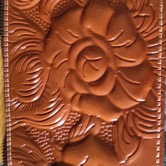 Patricia nash wristlet - Picture 2 of 6